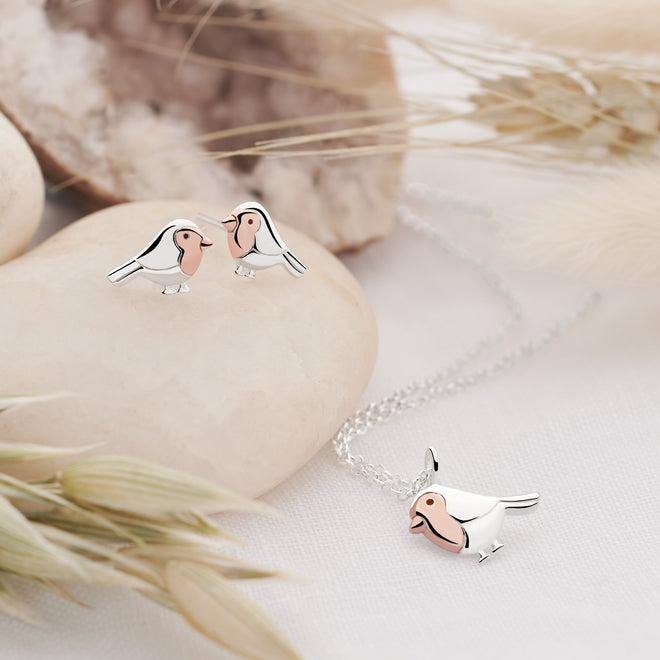 Winter Robin Necklace