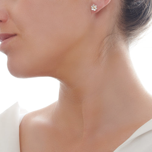 Daisy Bloom Studs (Small)
