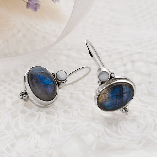 Ocean Depths Earrings (Labradorite)