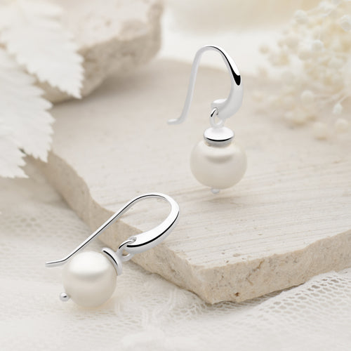 Sweet Pea Pearl Earrings