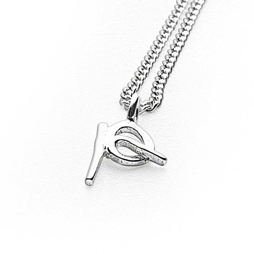 Identité Initial Pendant