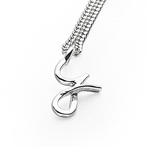 Identité Initial Pendant