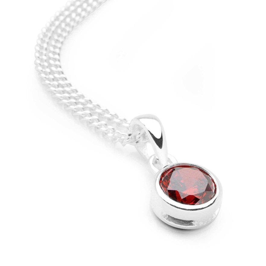 January’s Birthstone: Garnet Meaning, Symbolism & History