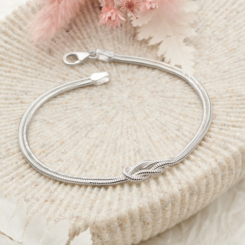 Lovers Knot Bracelet