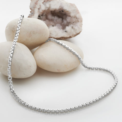Grecian Box Chain