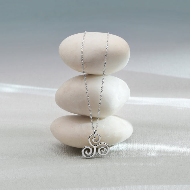Unity Aura Necklace