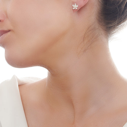 Flora Pearl Studs