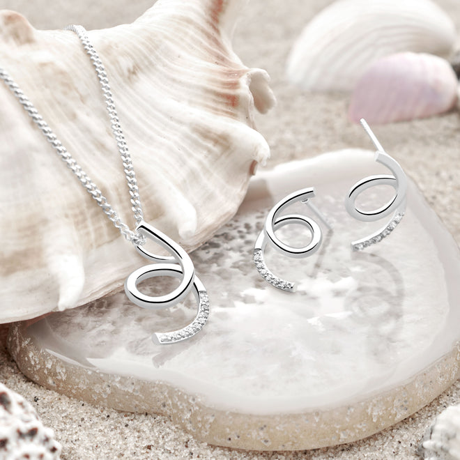 Deluxe Twirl Earrings
