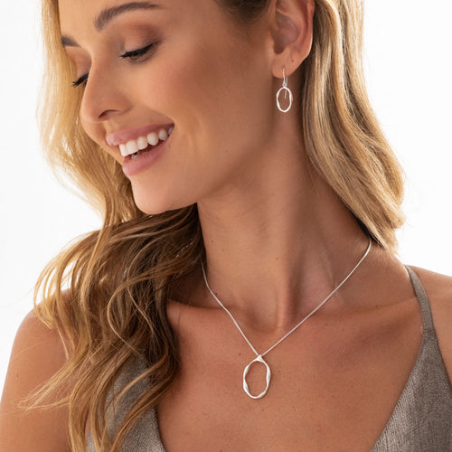 Muse Ovalla Earrings