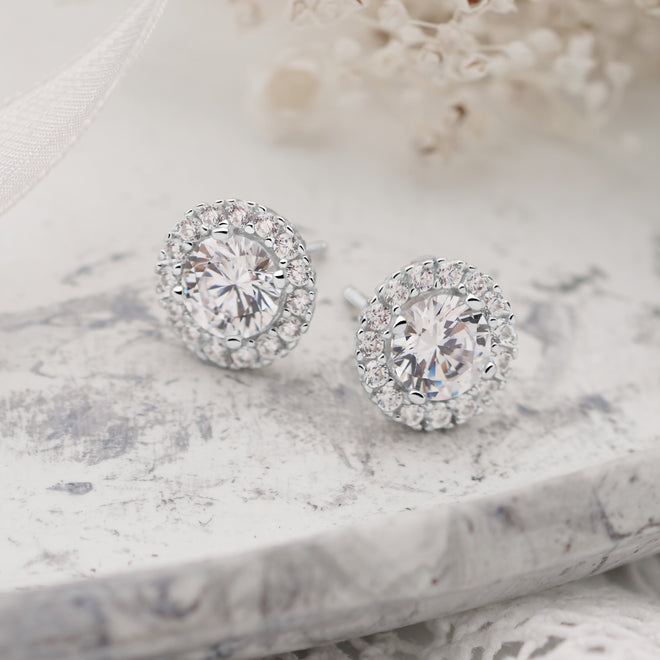 Classical Spark Studs