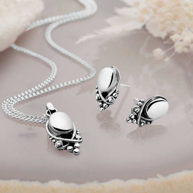 Juno Tear Studs