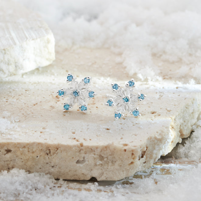 Snowlight Studs