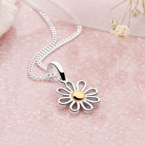 Dear Daisy Pendant (Gold)
