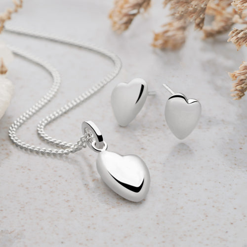 Pebble Love Pendant