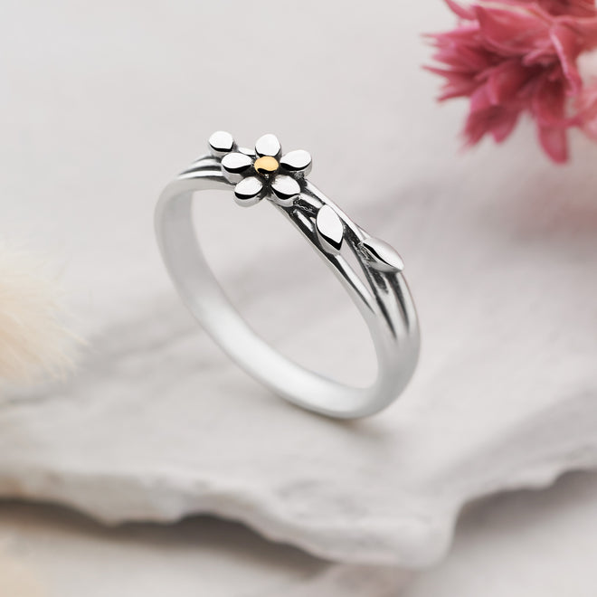 Daisy Wreath Ring