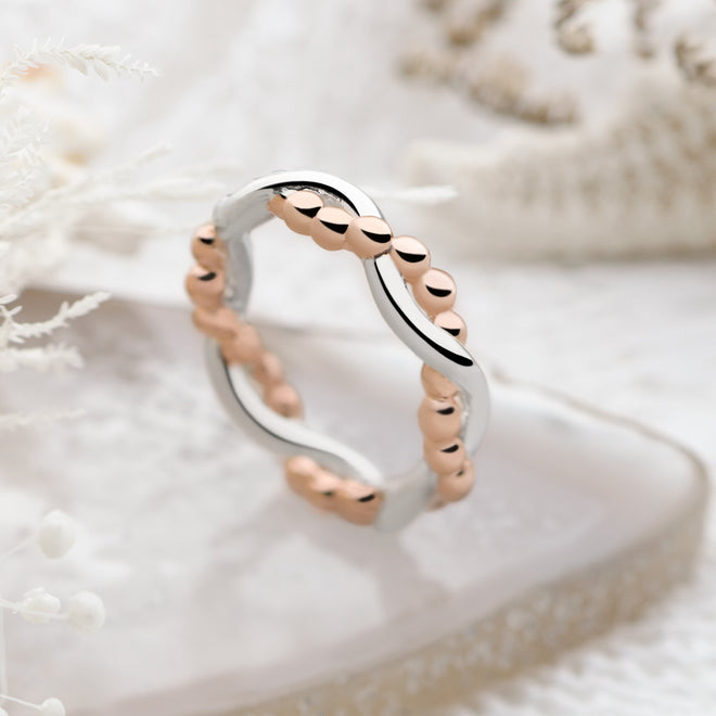 Luxe Twist Ring