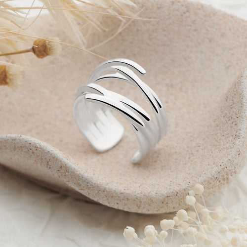 Riviera Strand Ring