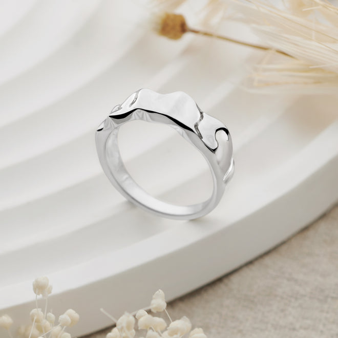 Lustre Ring