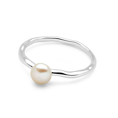 Serene Pearl Ring