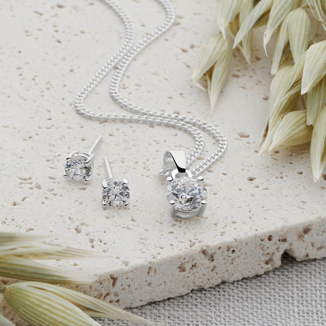 Sparkling Solitaire Set (P3149+E3624)